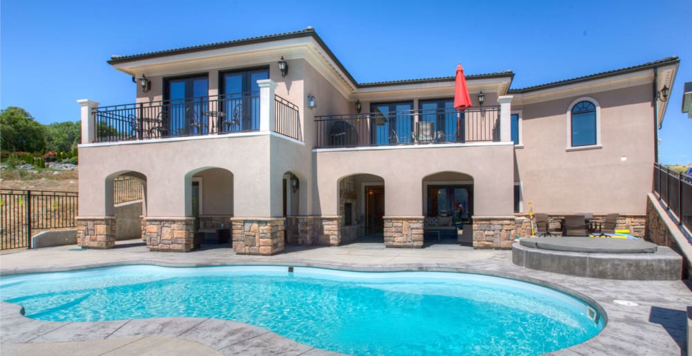 Rental Homes & Condos in Lake Chelan Washington