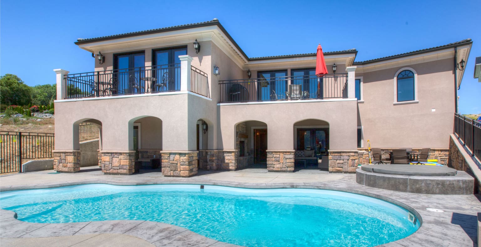 Rental Homes & Condos in Lake Chelan Washington