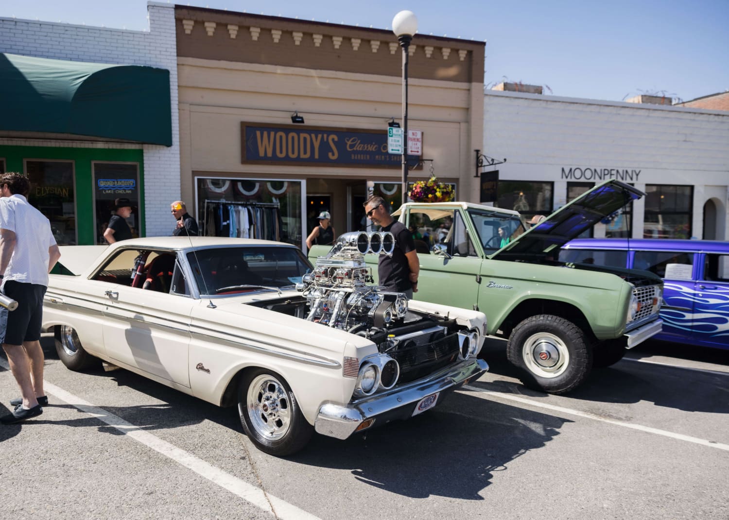 Cruizin Chelan Car Show Home